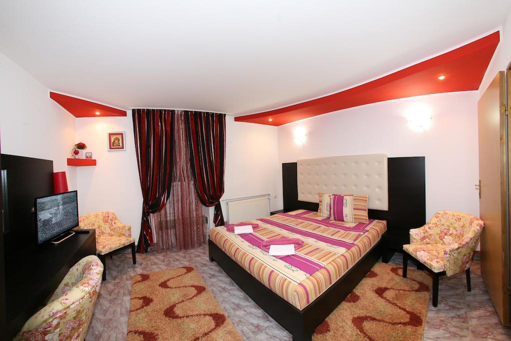Pensiunea El Plazza Băile Herculane Rom bilde